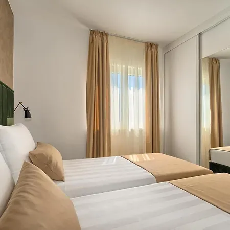 Jelena's Place *
