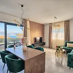 Apartman Jelena's Place *