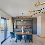 Jelena's Place Apartman *